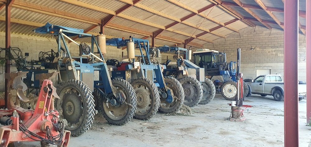 4 machines.jpg