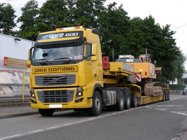 Volvo FH16 600.JPG