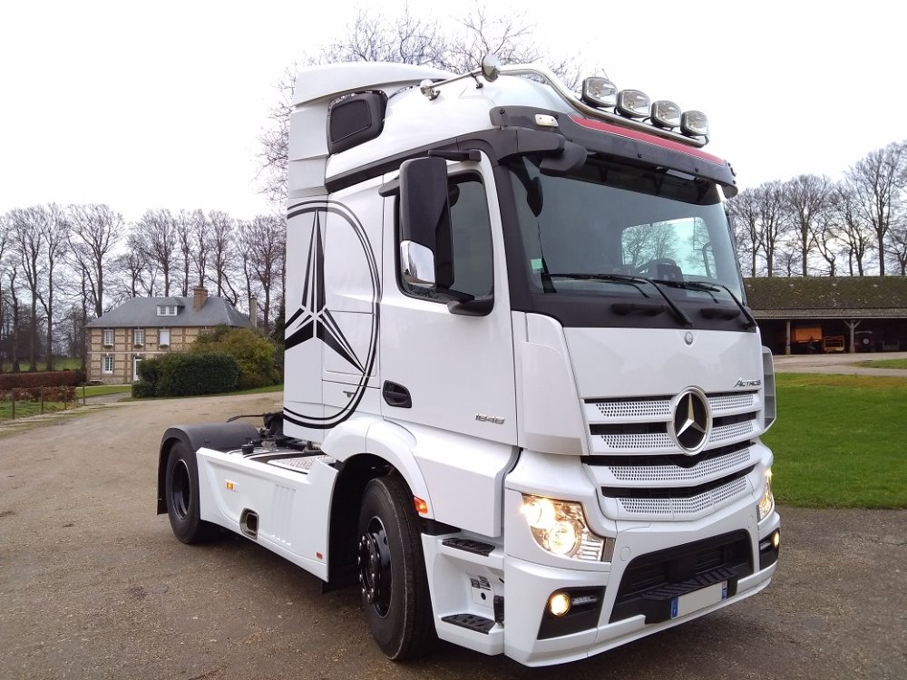 actros 1848 2.jpg