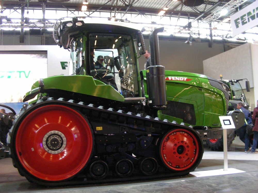 Fendt 943 Vario MT (3).JPG
