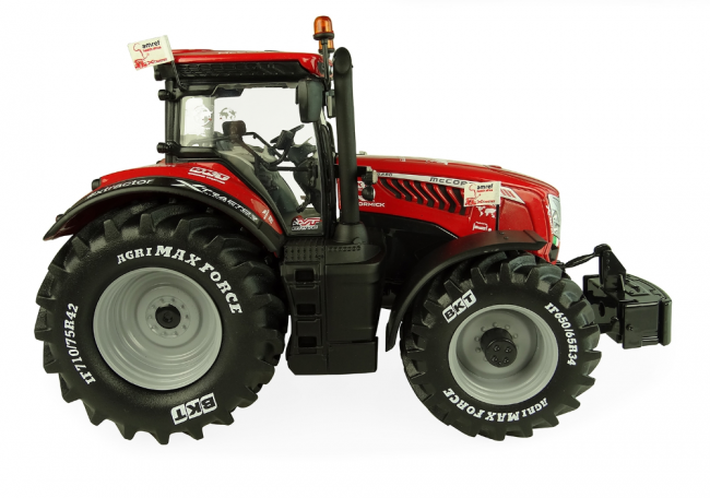 Mc Cormick X8 XTRACTOR South Africa (2).png