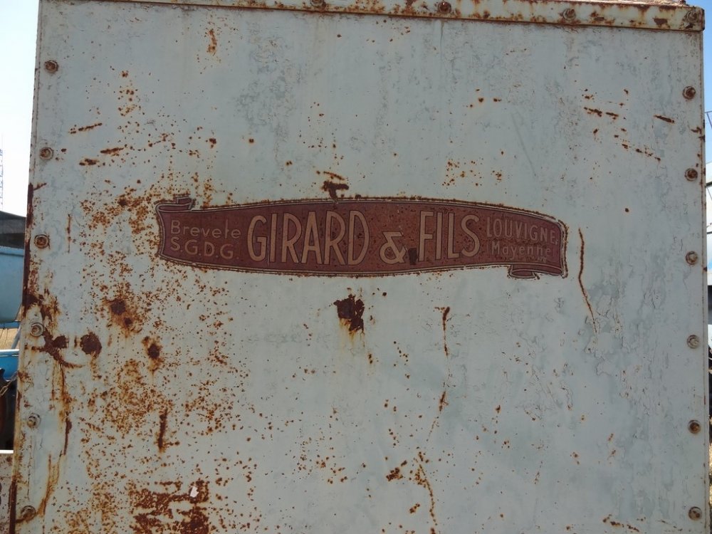 Girard 265 (3).JPG