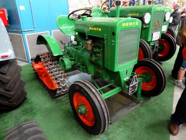 Deutz F1M414 (1).jpg