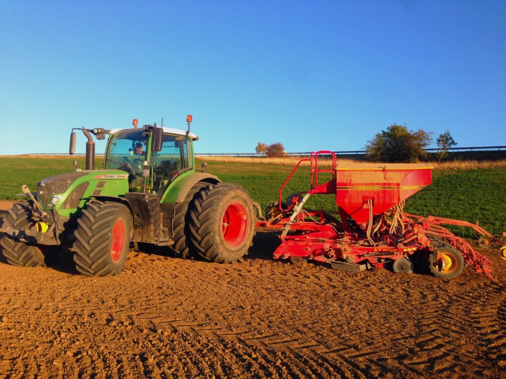 IMG_724+vaderstad1.jpg