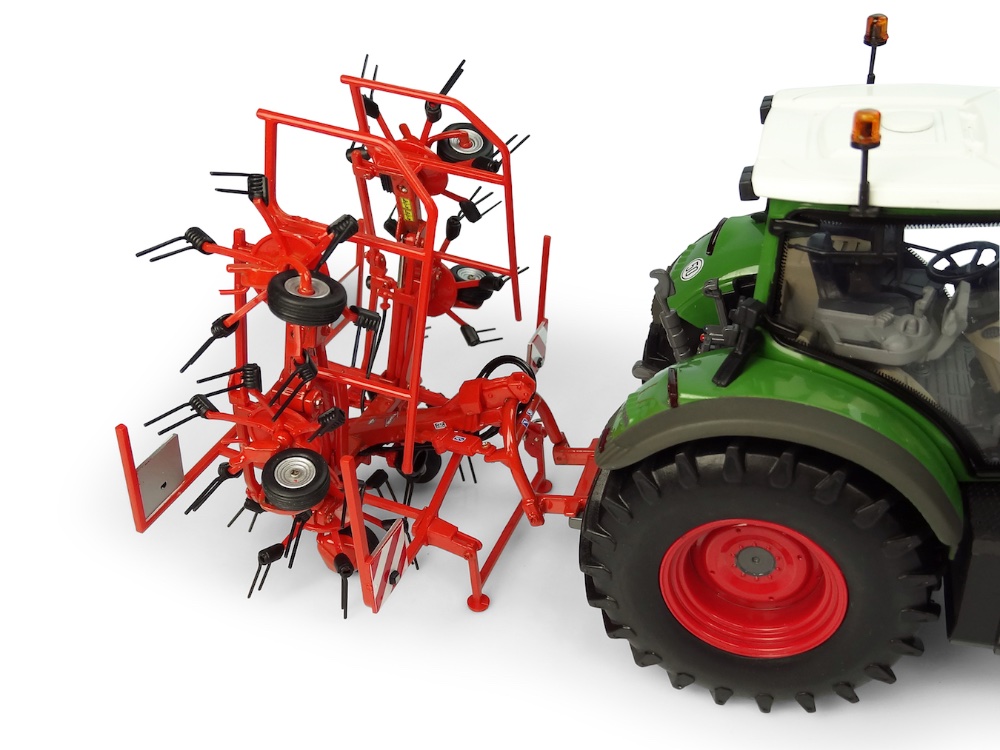 UH5356 folded with tractor.jpg