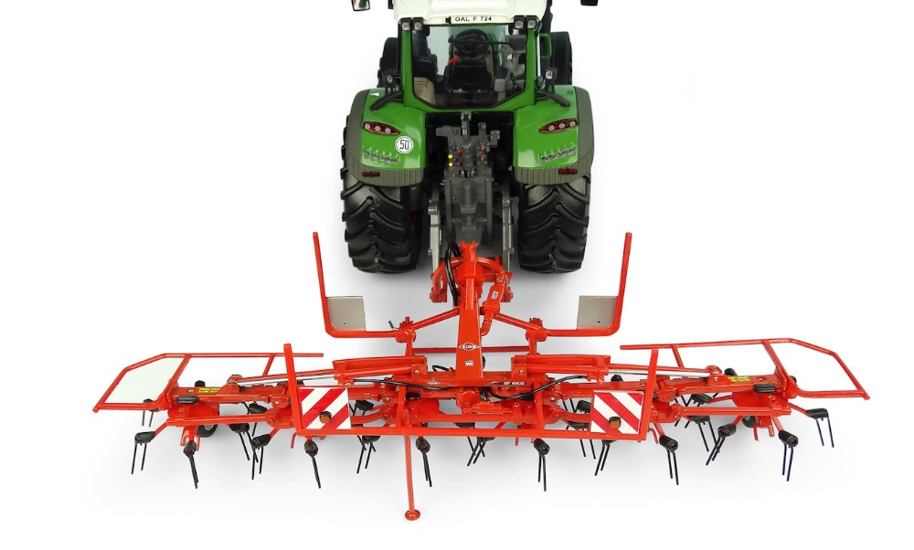 UH5356 rear with tractor.jpg