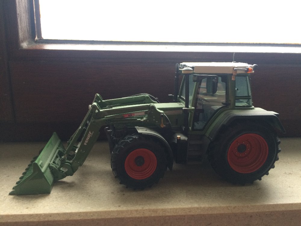 Fendt 515c 1.JPG