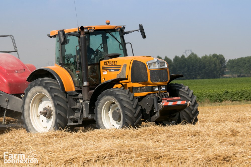 Renault Atles 935 RZ-7676.jpg