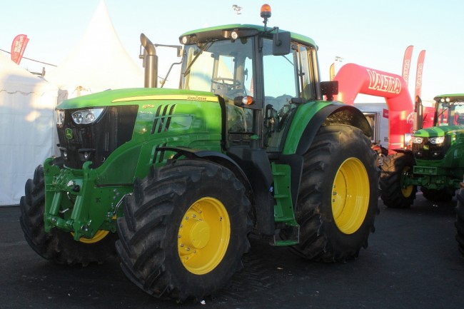 JohnDeere 6175 M.jpg