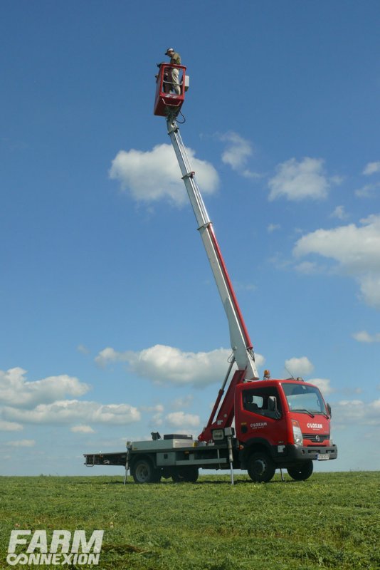 roc01-1380201.jpg