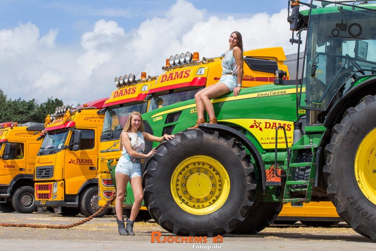 1297062-lady-john-deere.jpg