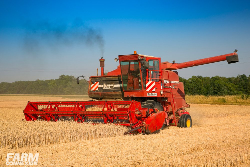 MASSEY-FERGUSON-760-03.jpg