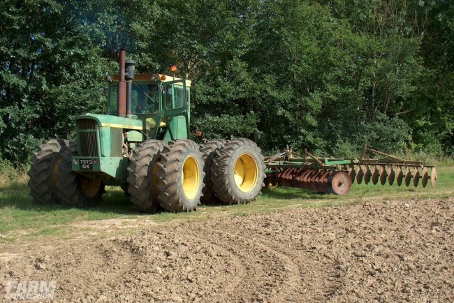 jd 7020-0889.jpg