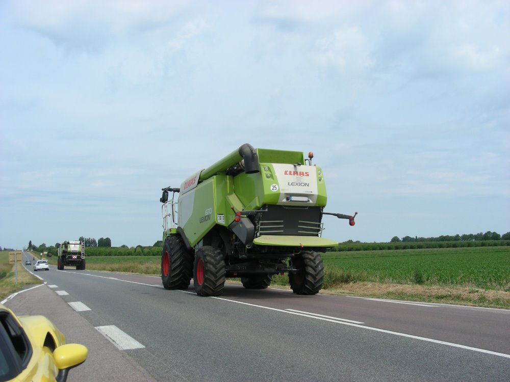 Claas Lexion (2).JPG