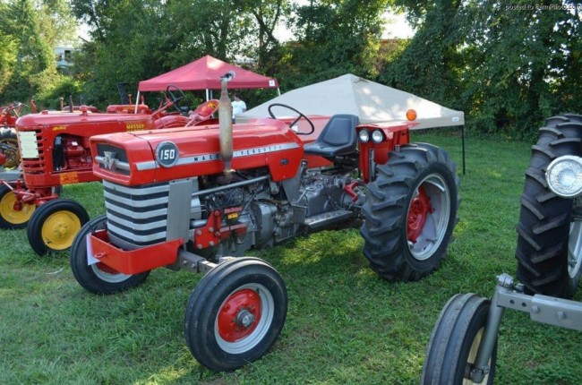 Massey Ferguson 150.jpg