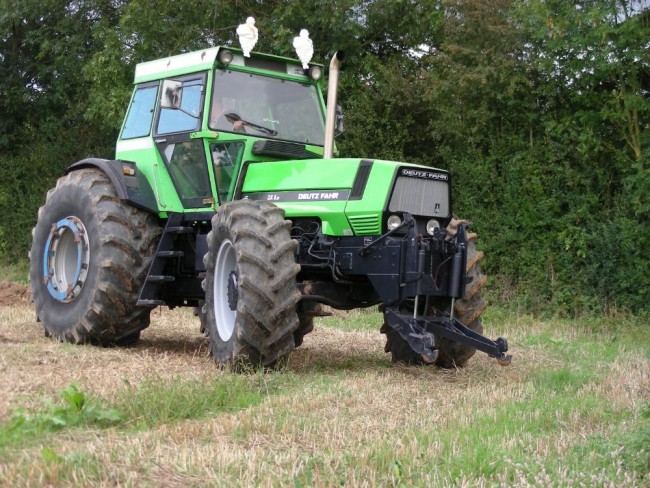 Deutz Fahr DX8-31 (2).JPG