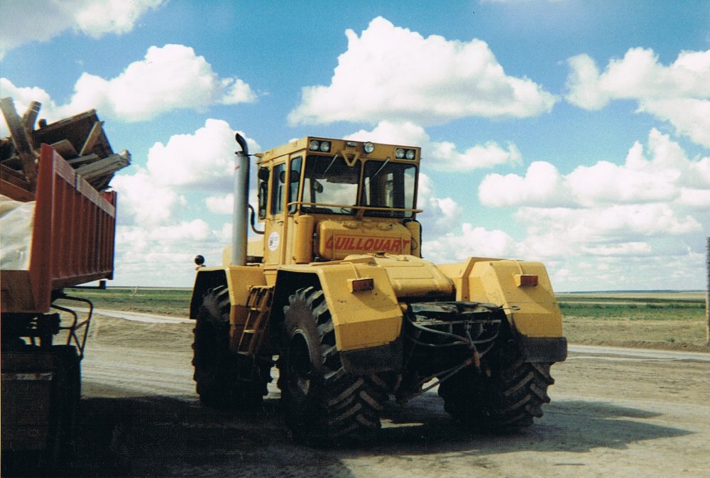 Kirovets 3.jpg