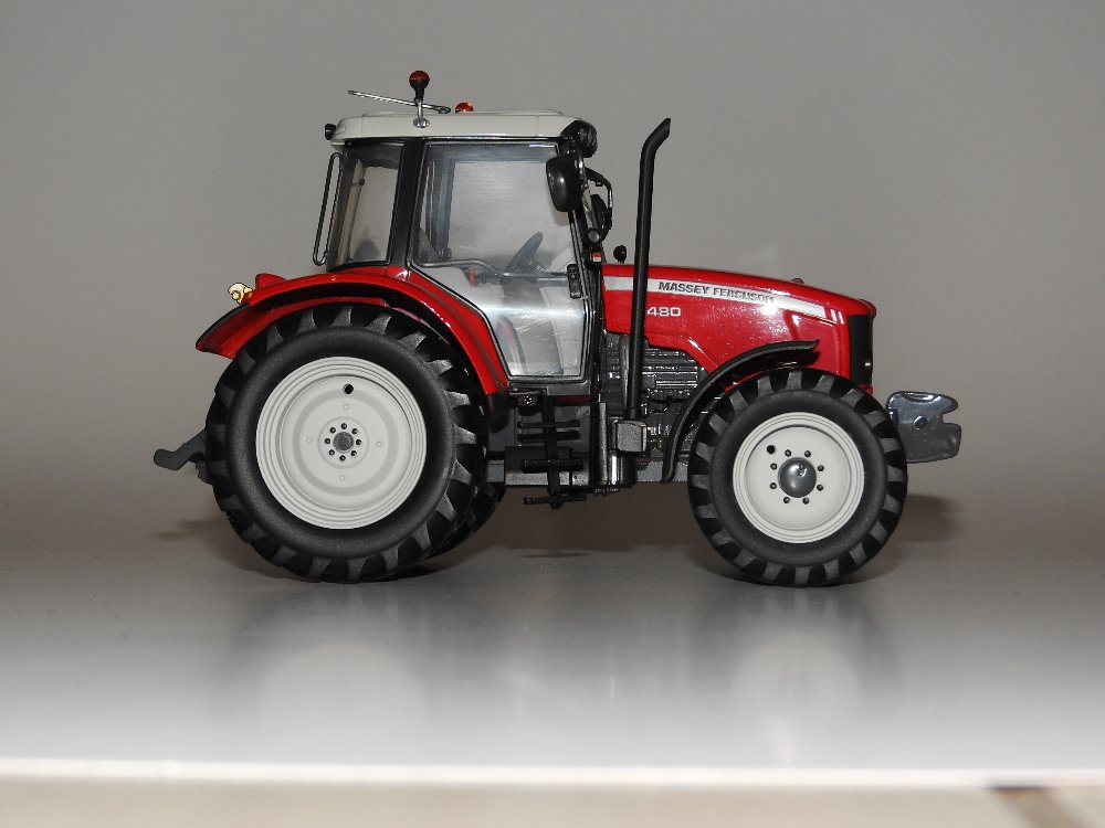 MF 5480 2.JPG
