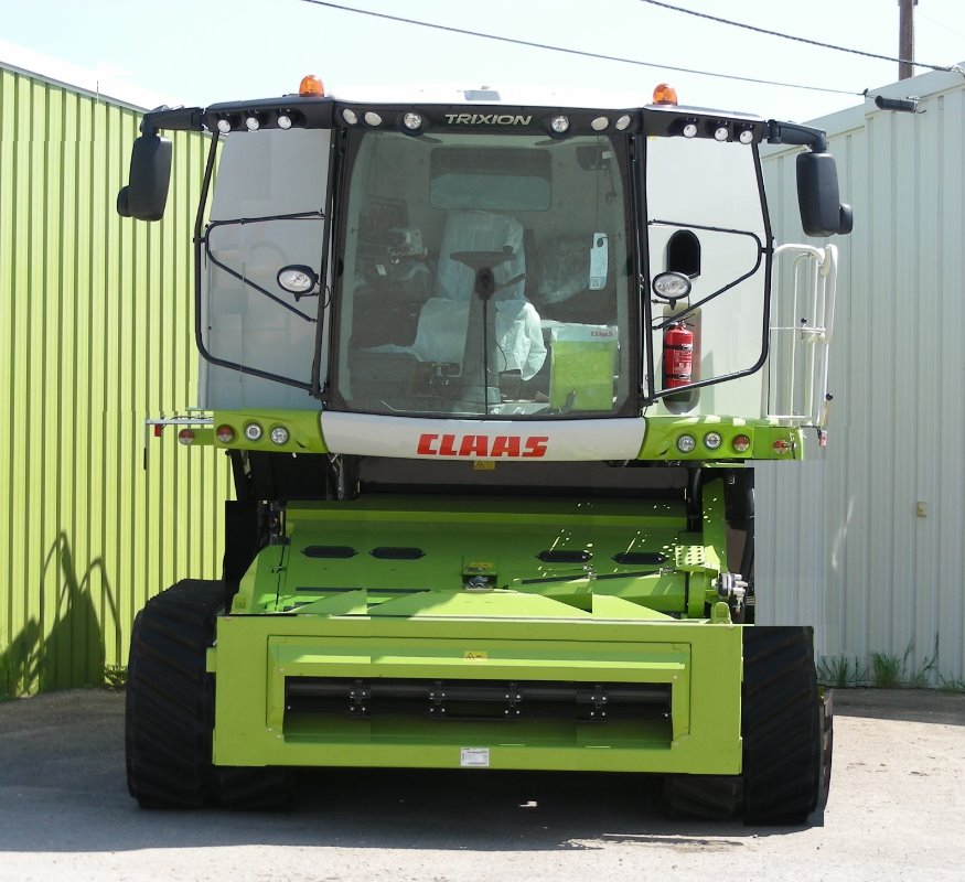 Claas Trixion.jpg