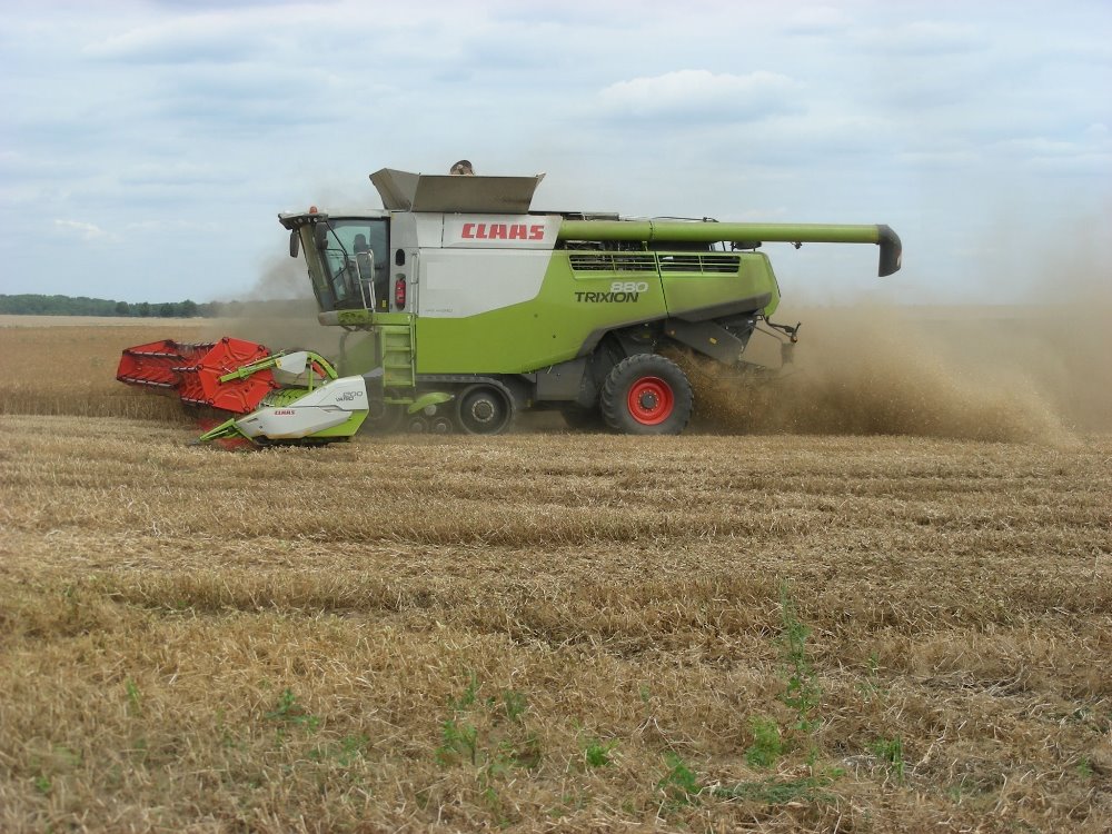 Claas Trixion 3.jpg