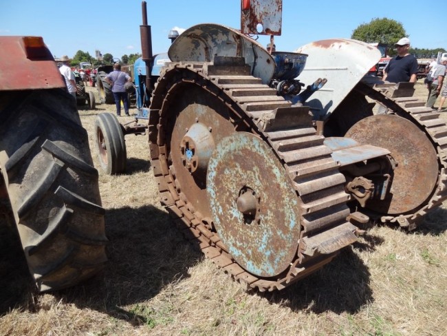 Fordson Super Major Roadless (5).JPG