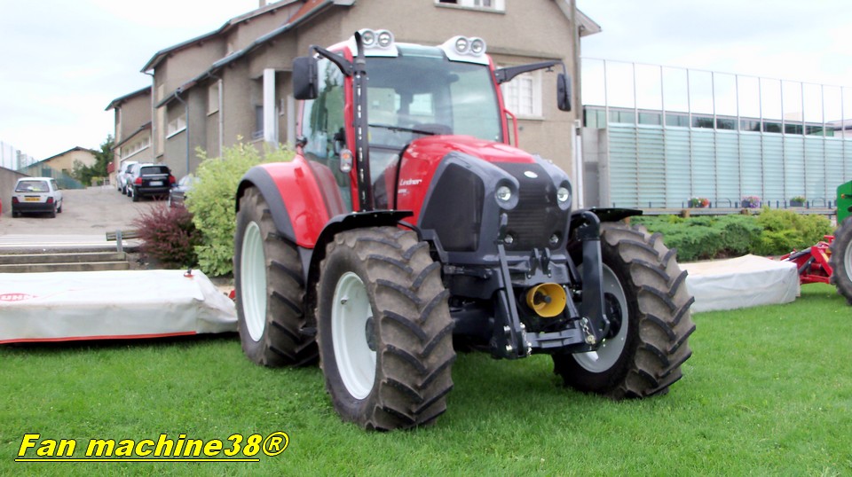 Lindner Geotrac 104 Pro.jpg