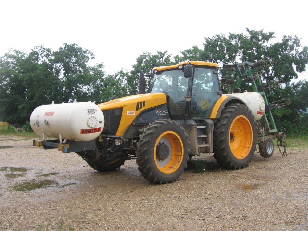 JCB P 001.JPG