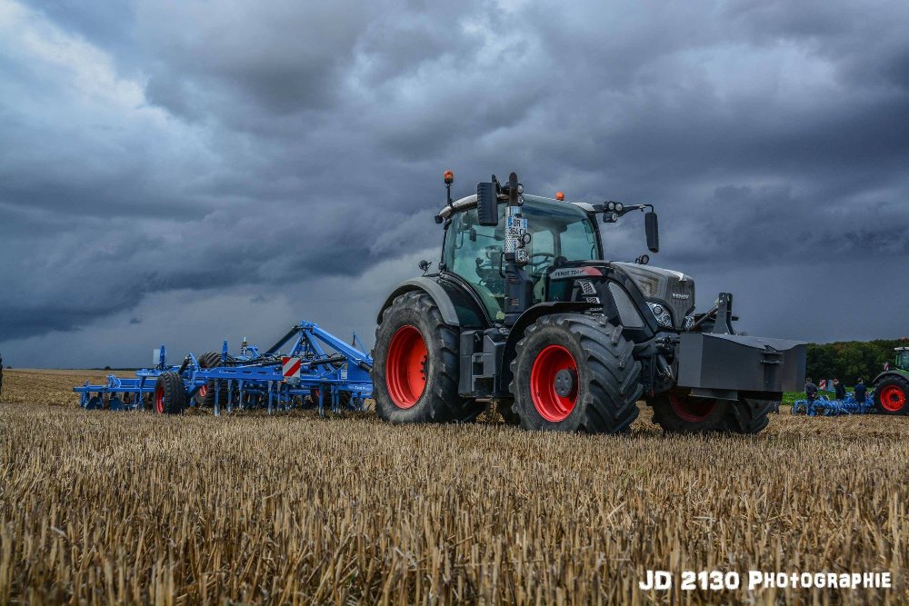 Charles Adrien Demo fendt 8.jpg