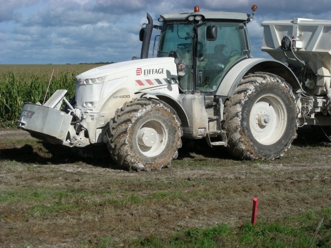 Massey Ferguson 8600 blanc (10).JPG