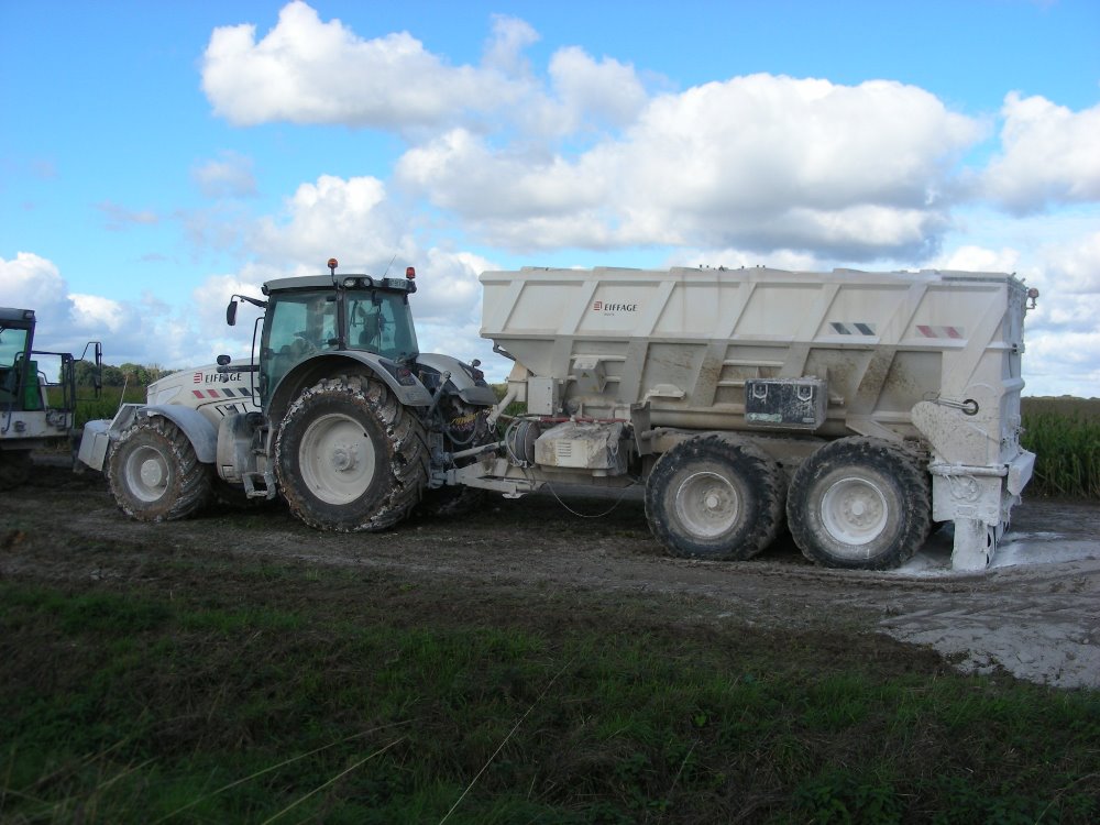 Massey Ferguson 8600 blanc (15).JPG