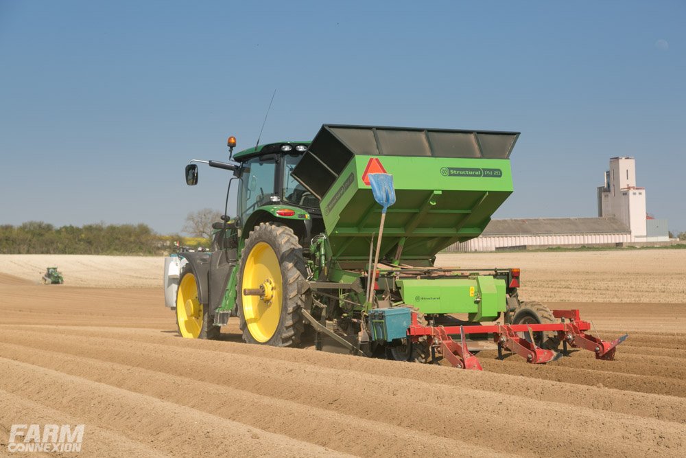 Dams deere pdt02-7085.jpg