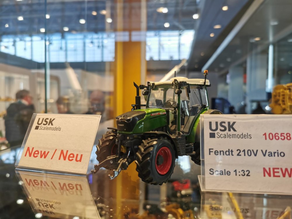 USK - Fendt 200 Vario.jpg